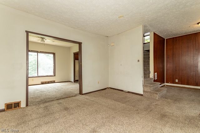 980 Evangeline Road, Cleveland, OH 44110