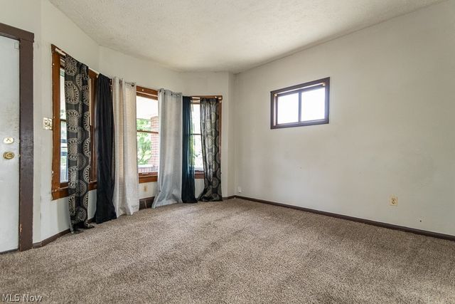980 Evangeline Road, Cleveland, OH 44110