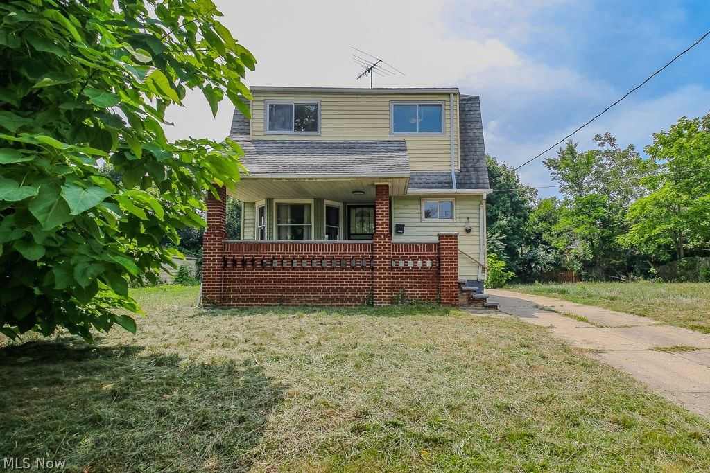 980 Evangeline Road, Cleveland, OH 44110