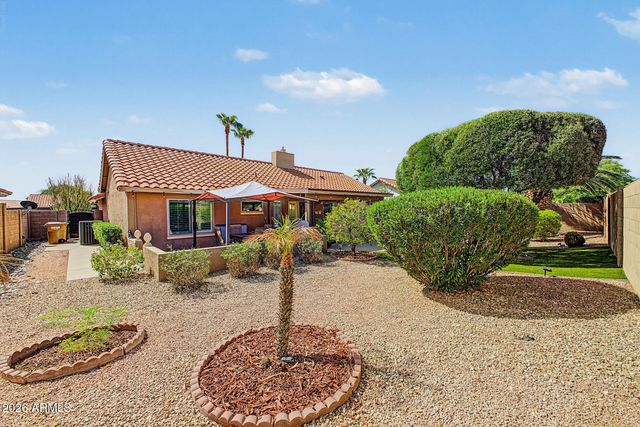 11038 W RUNION Drive, Sun City, AZ 85373