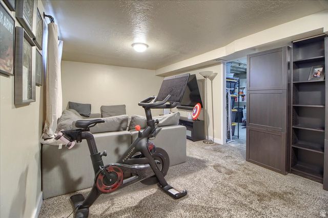 1555 E RUSHTON ST, Ogden, UT 84401