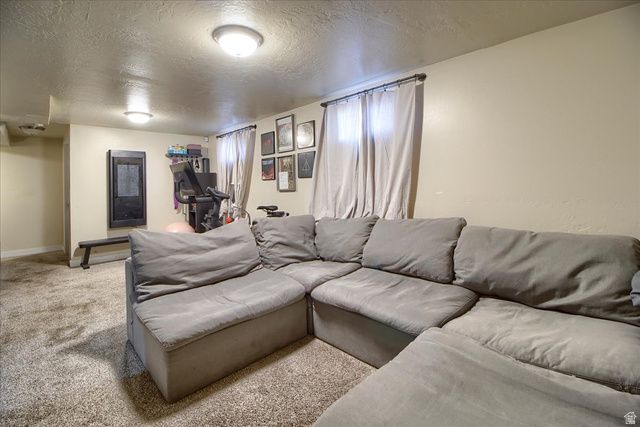 1555 E RUSHTON ST, Ogden, UT 84401