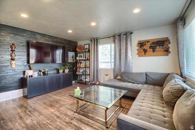 1555 E RUSHTON ST, Ogden, UT 84401