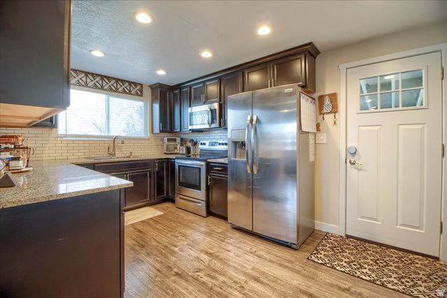 1555 E RUSHTON ST, Ogden, UT 84401