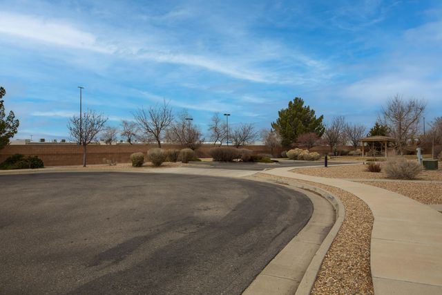 10827 Lobos Creek Way NE, Albuquerque, NM 87123