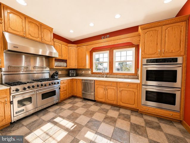24190 MAIN ST, Mardela Springs, MD 21837