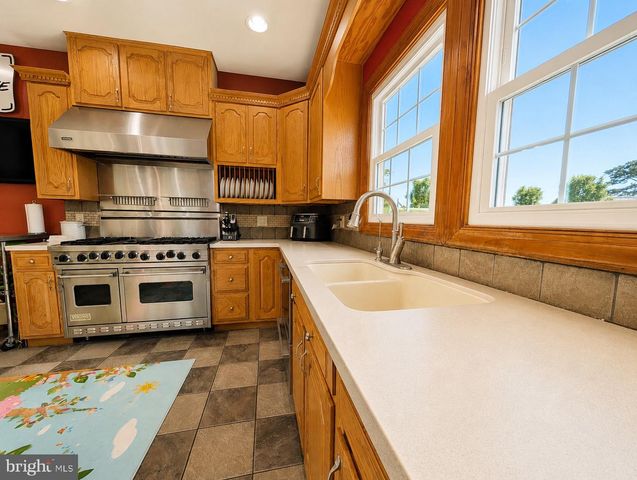 24190 MAIN ST, Mardela Springs, MD 21837
