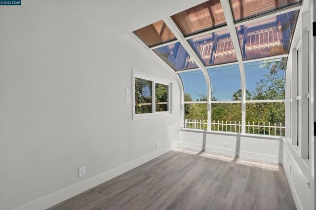 1910 Encima Dr, Concord, CA 94519