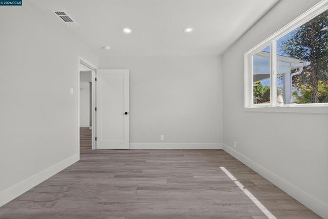 1910 Encima Dr, Concord, CA 94519