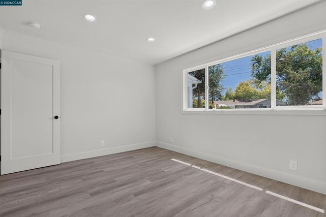 1910 Encima Dr, Concord, CA 94519