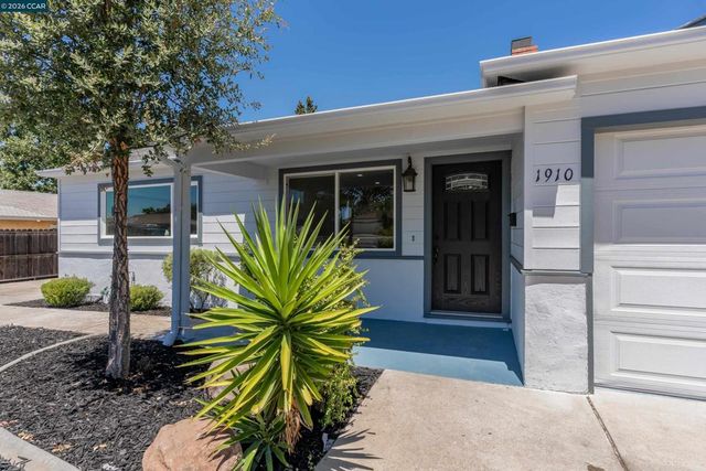 1910 Encima Dr, Concord, CA 94519