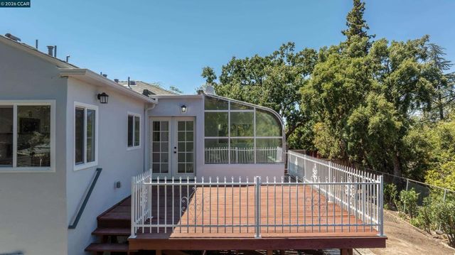 1910 Encima Dr, Concord, CA 94519