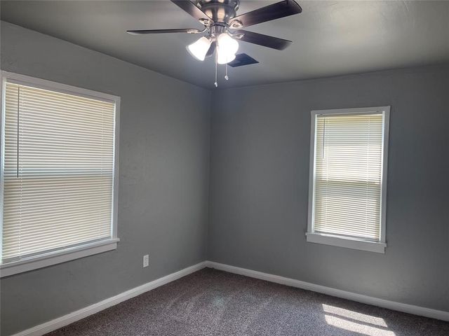 608 W Rickenbacker Drive, Midwest City, OK 73110