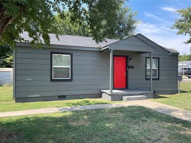 608 W Rickenbacker Drive, Midwest City, OK 73110