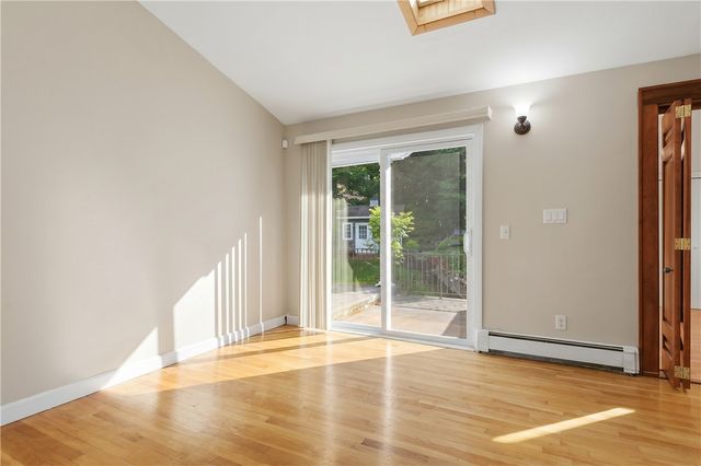 8 Ledgemont Drive, Lincoln, RI 02865