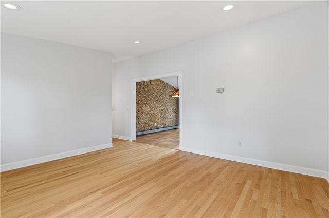 8 Ledgemont Drive, Lincoln, RI 02865