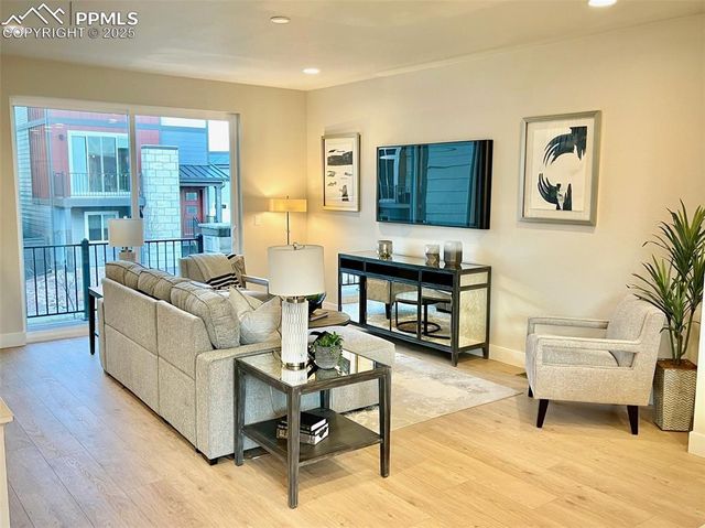 6156 Steele Creek Way, Colorado Springs, CO 80922