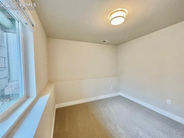 6156 Steele Creek Way, Colorado Springs, CO 80922