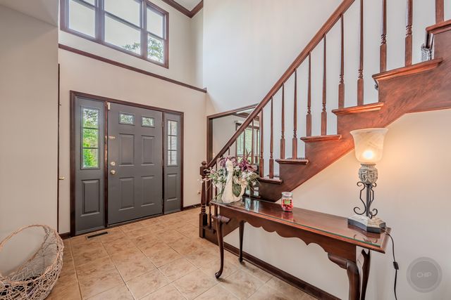 3178 Preakness Drive, Aurora, IL 60502