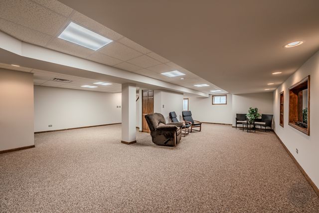 3178 Preakness Drive, Aurora, IL 60502