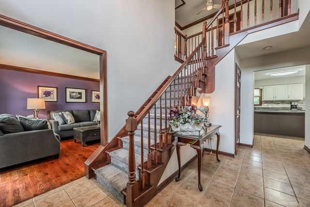 3178 Preakness Drive, Aurora, IL 60502