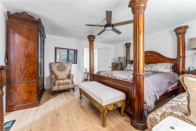 2202 SE 14Th Street, Bentonville, AR 72712