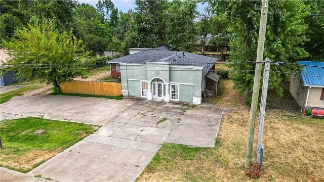 2202 SE 14Th Street, Bentonville, AR 72712