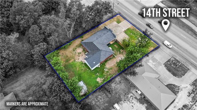 2202 SE 14Th Street, Bentonville, AR 72712