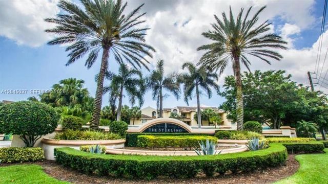 19216 Glenmoor Dr 19216, West Palm Beach, FL 33409