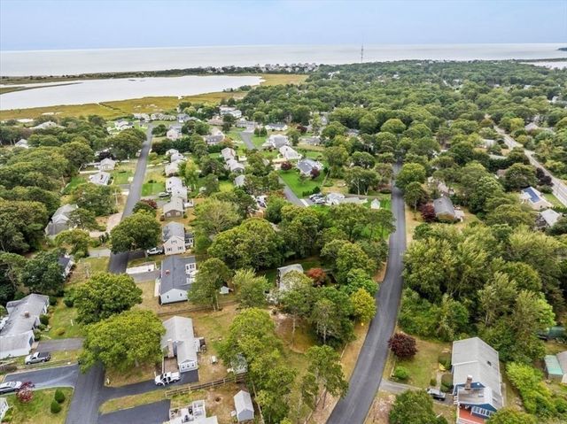 2 Sachem Path, Yarmouth, MA 02673
