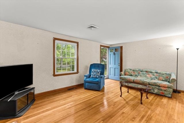 2 Sachem Path, Yarmouth, MA 02673
