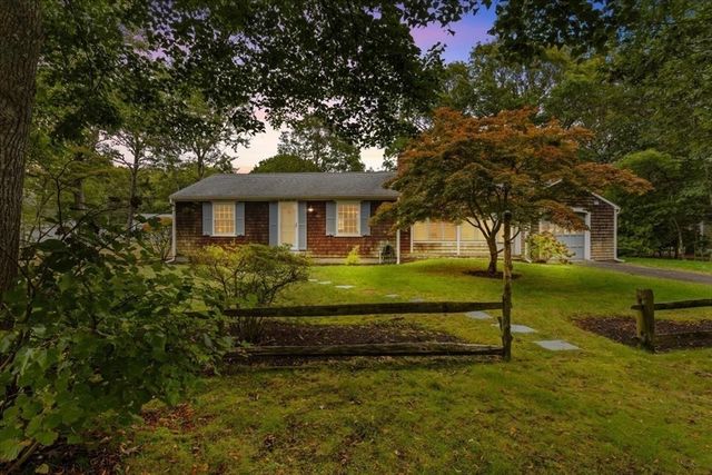 2 Sachem Path, Yarmouth, MA 02673