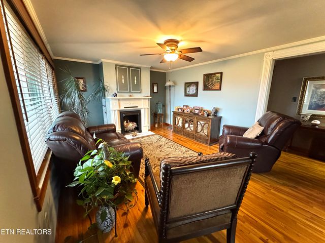 1781 Hodges Bridge Rd, Doyle, TN 38559