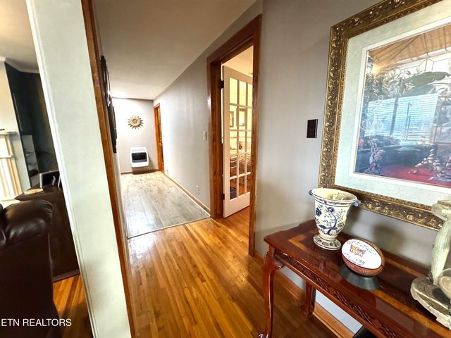 1781 Hodges Bridge Rd, Doyle, TN 38559