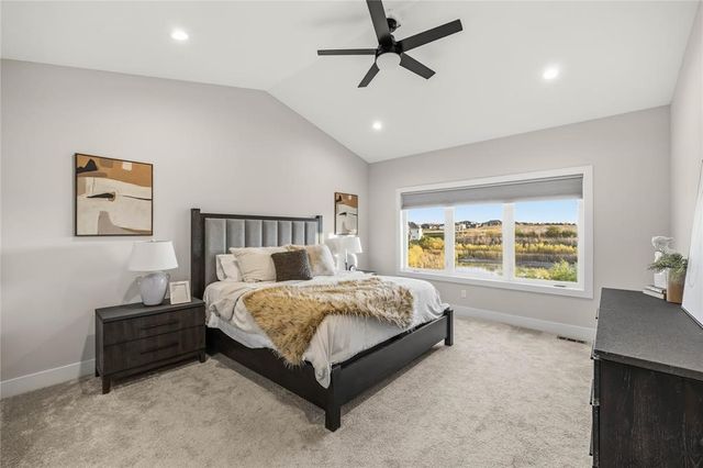 16320 Northpark Drive, Urbandale, IA 50323