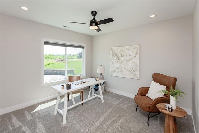 16320 Northpark Drive, Urbandale, IA 50323