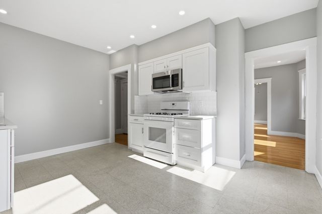 168 Brook, Milton, MA 02186