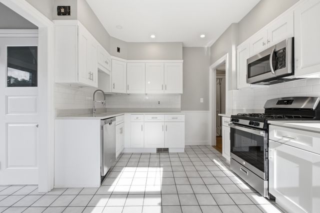 168 Brook, Milton, MA 02186