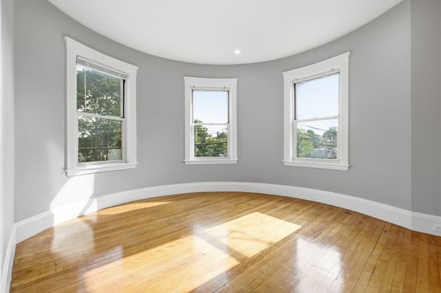 168 Brook, Milton, MA 02186