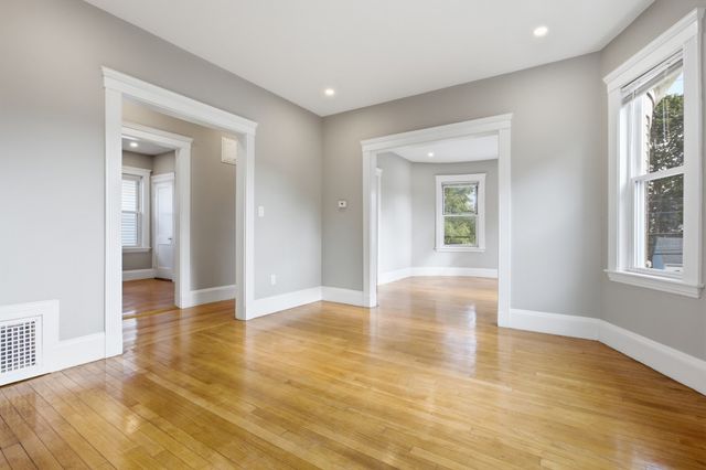 168 Brook, Milton, MA 02186