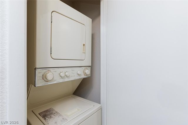 5171 Lindell Road 103, Las Vegas, NV 89118