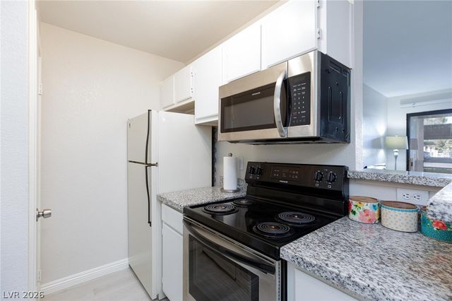 5171 Lindell Road 103, Las Vegas, NV 89118