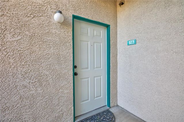 5171 Lindell Road 103, Las Vegas, NV 89118