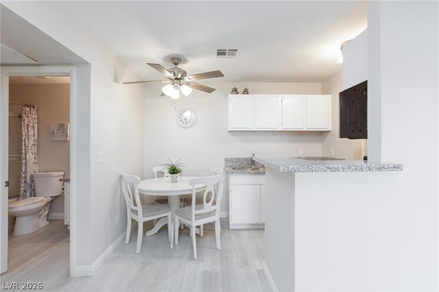 5171 Lindell Road 103, Las Vegas, NV 89118