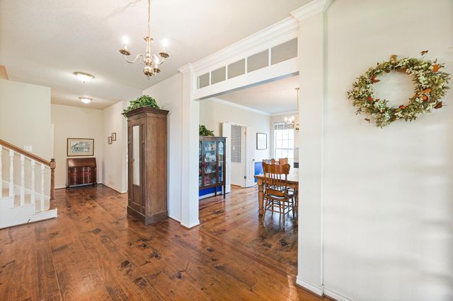 364 Nameless RD, Driftwood, TX 78619