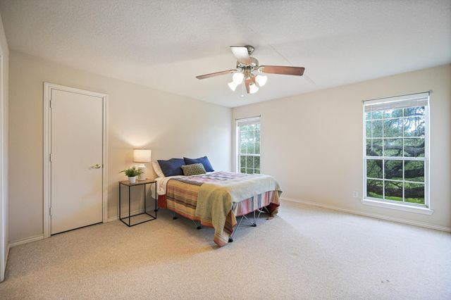 364 Nameless RD, Driftwood, TX 78619