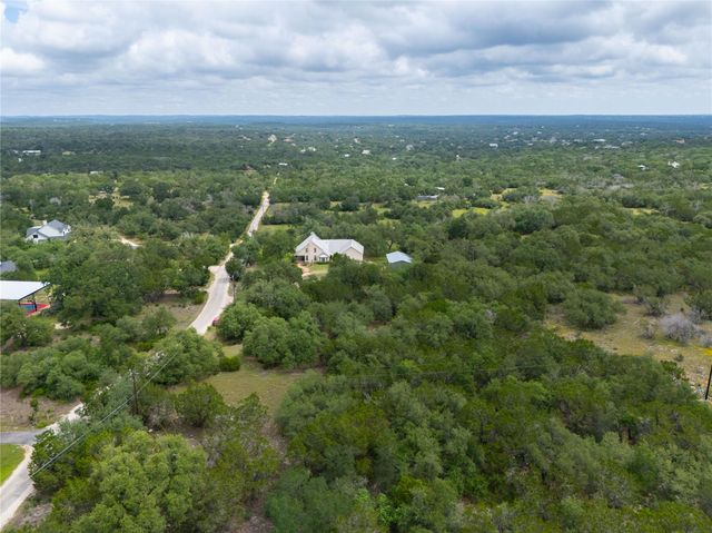 364 Nameless RD, Driftwood, TX 78619