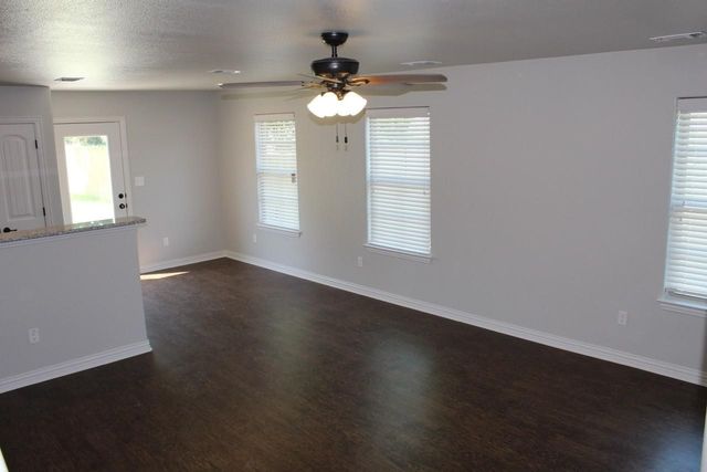 212 W Lake Street, Sherman, TX 75090