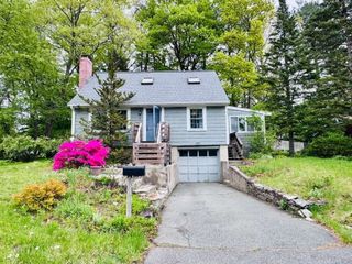 18 Lariviere Rd, Framingham, MA 01701