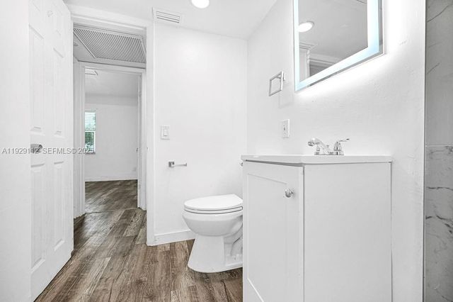 4109 SW 23rd St 1, Fort Lauderdale, FL 33317